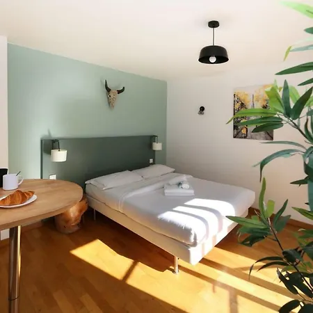 202 - Studio Calme Et Reposant A Paris 5 - Flat-Guest-2